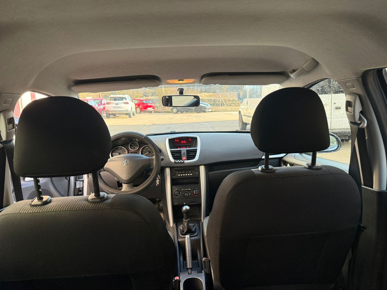 Peugeot 207 + 207+ 5p 1.4 HDi 68 - Foto 25