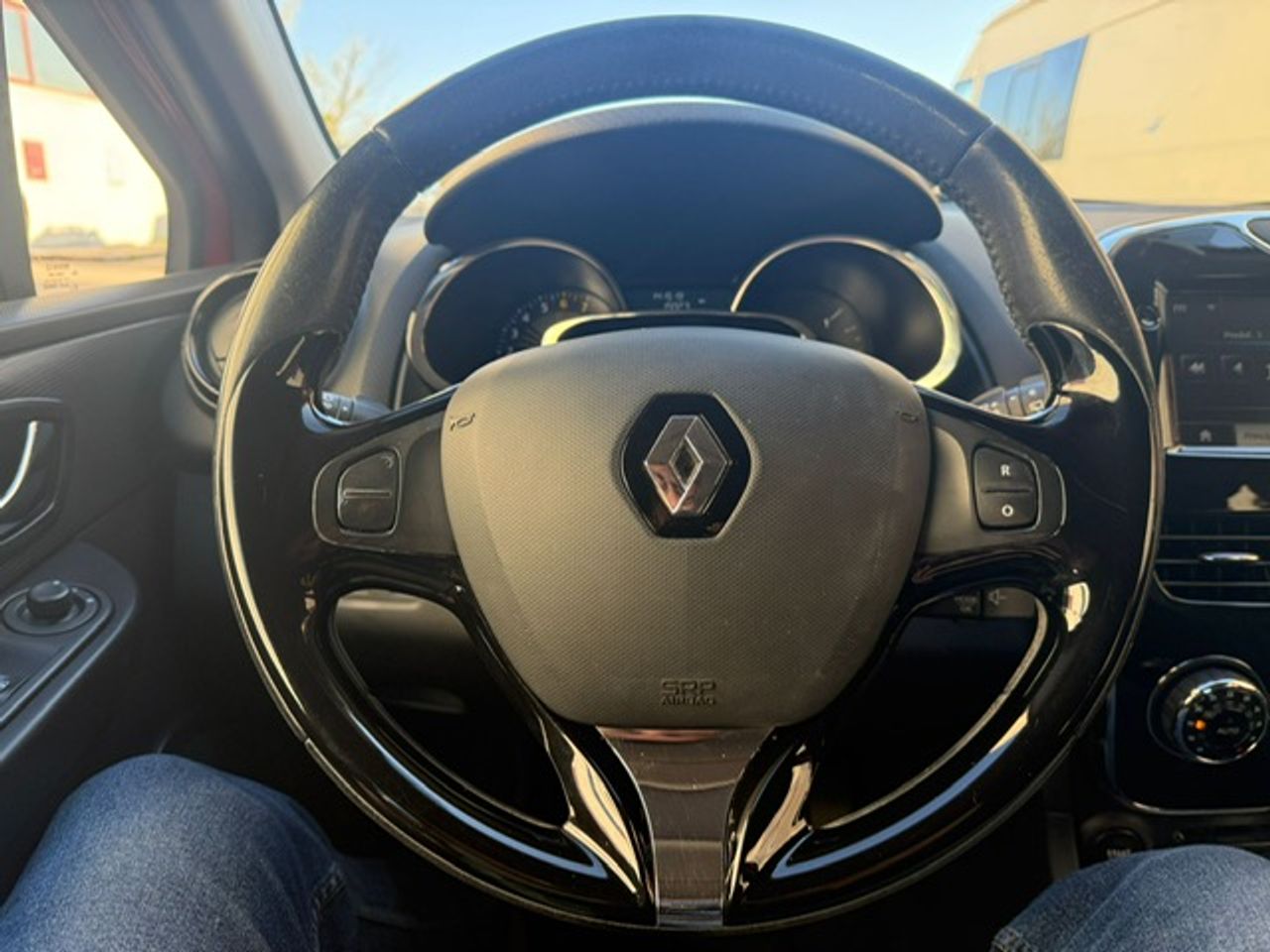 Renault Clio 5p Expression Energy TCe 90 S&S eco2 - Foto 31