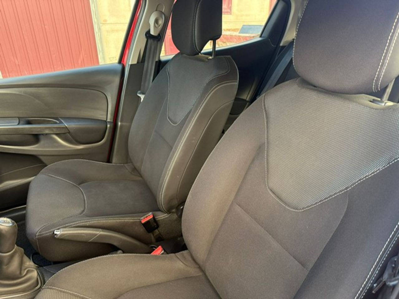 Renault Clio 5p Expression Energy TCe 90 S&S eco2 - Foto 30