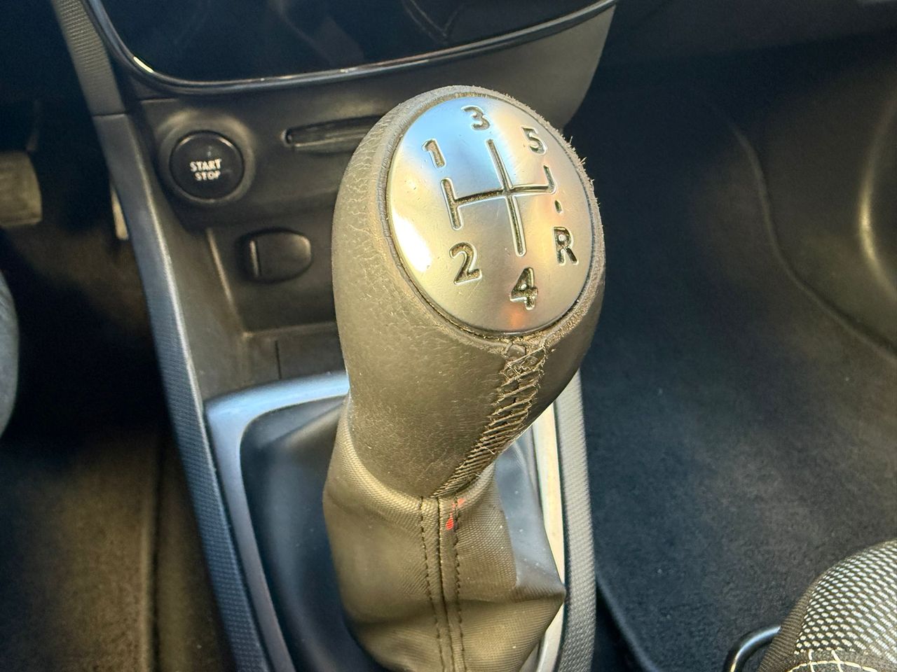 Renault Clio 5p Expression Energy TCe 90 S&S eco2 - Foto 38