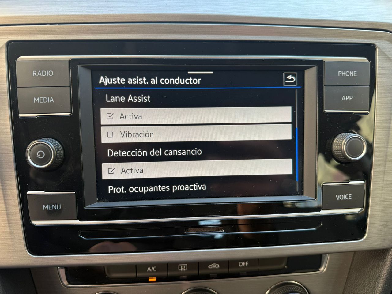 Volkswagen Passat Variant 2.0 TDI 90 kW (122 CV) DSG 7 vel. - Foto 43