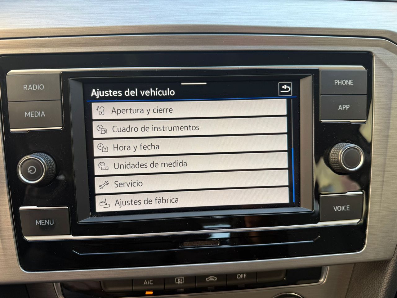 Volkswagen Passat Variant 2.0 TDI 90 kW (122 CV) DSG 7 vel. - Foto 41