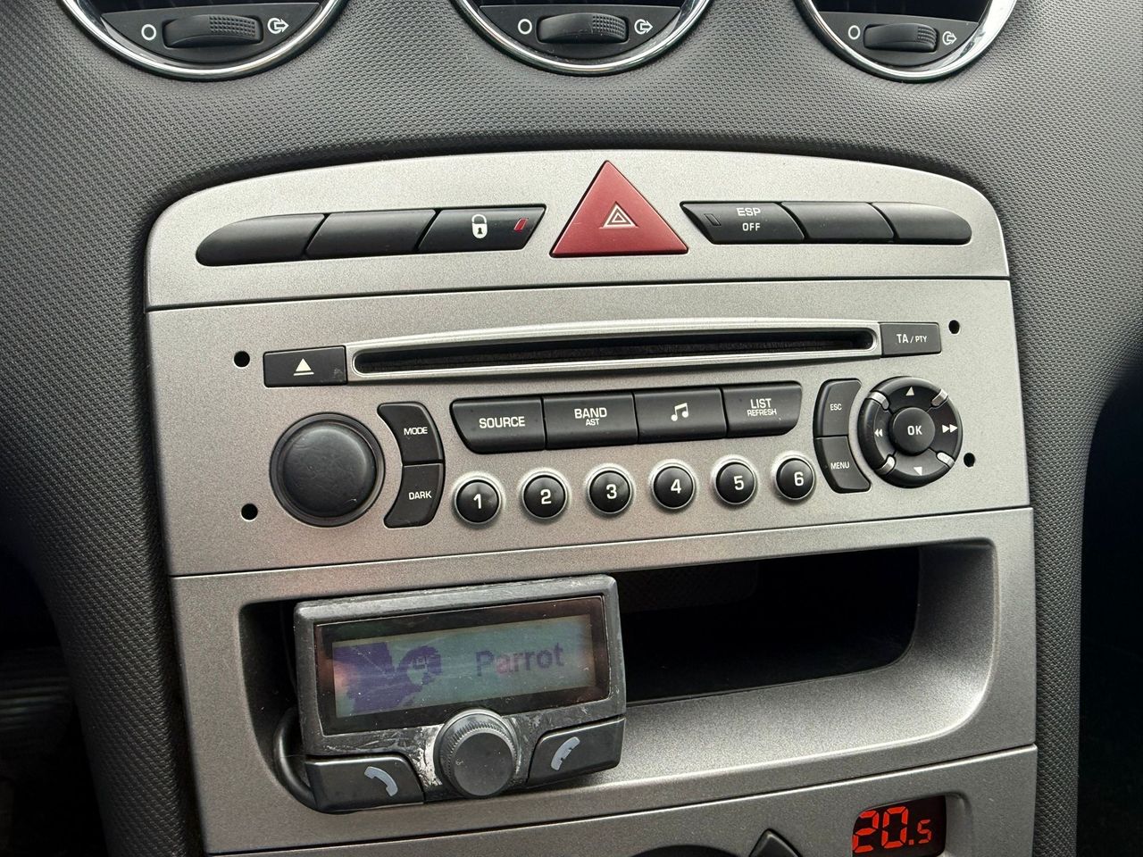 Peugeot 308 SW Sportium 1.6 HDi 110 FAP 6 vel. - Foto 51