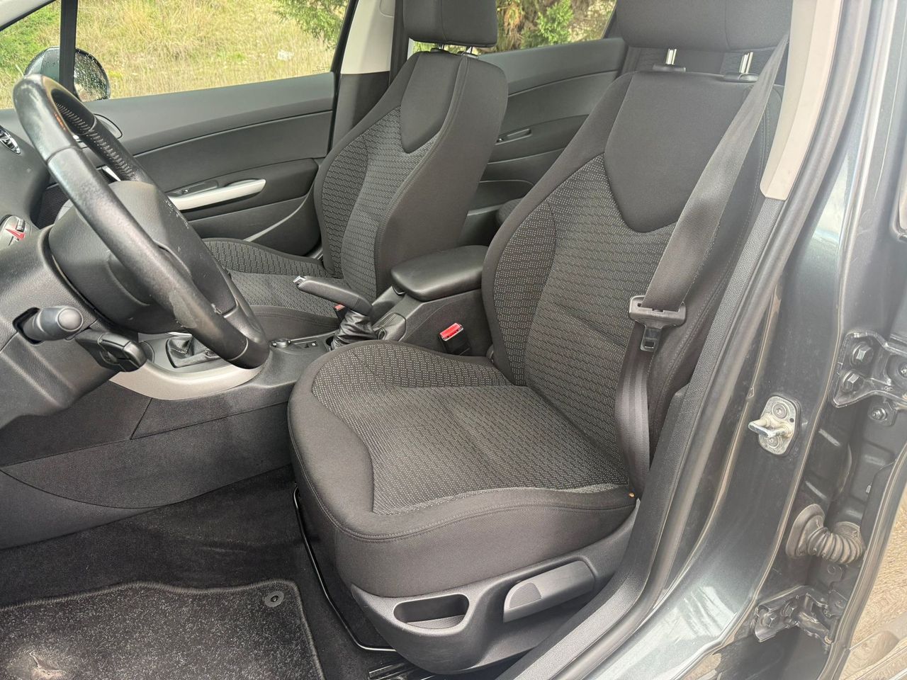 Peugeot 308 SW Sportium 1.6 HDi 110 FAP 6 vel. - Foto 43