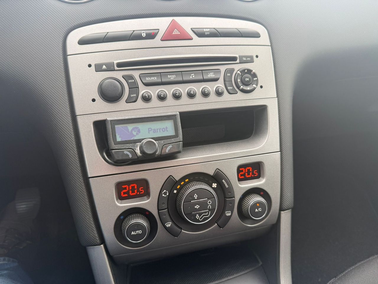 Peugeot 308 SW Sportium 1.6 HDi 110 FAP 6 vel. - Foto 52