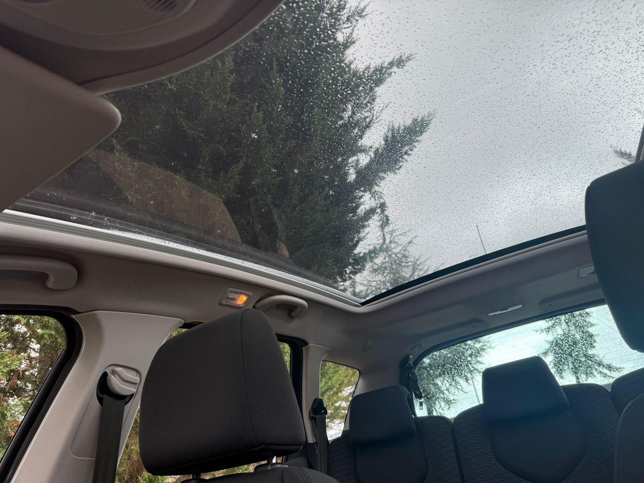 Peugeot 308 SW Sportium 1.6 HDi 110 FAP 6 vel. - Foto 41