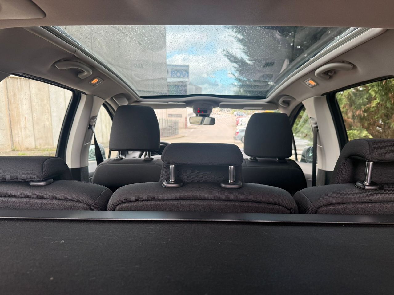 Peugeot 308 SW Sportium 1.6 HDi 110 FAP 6 vel. - Foto 30