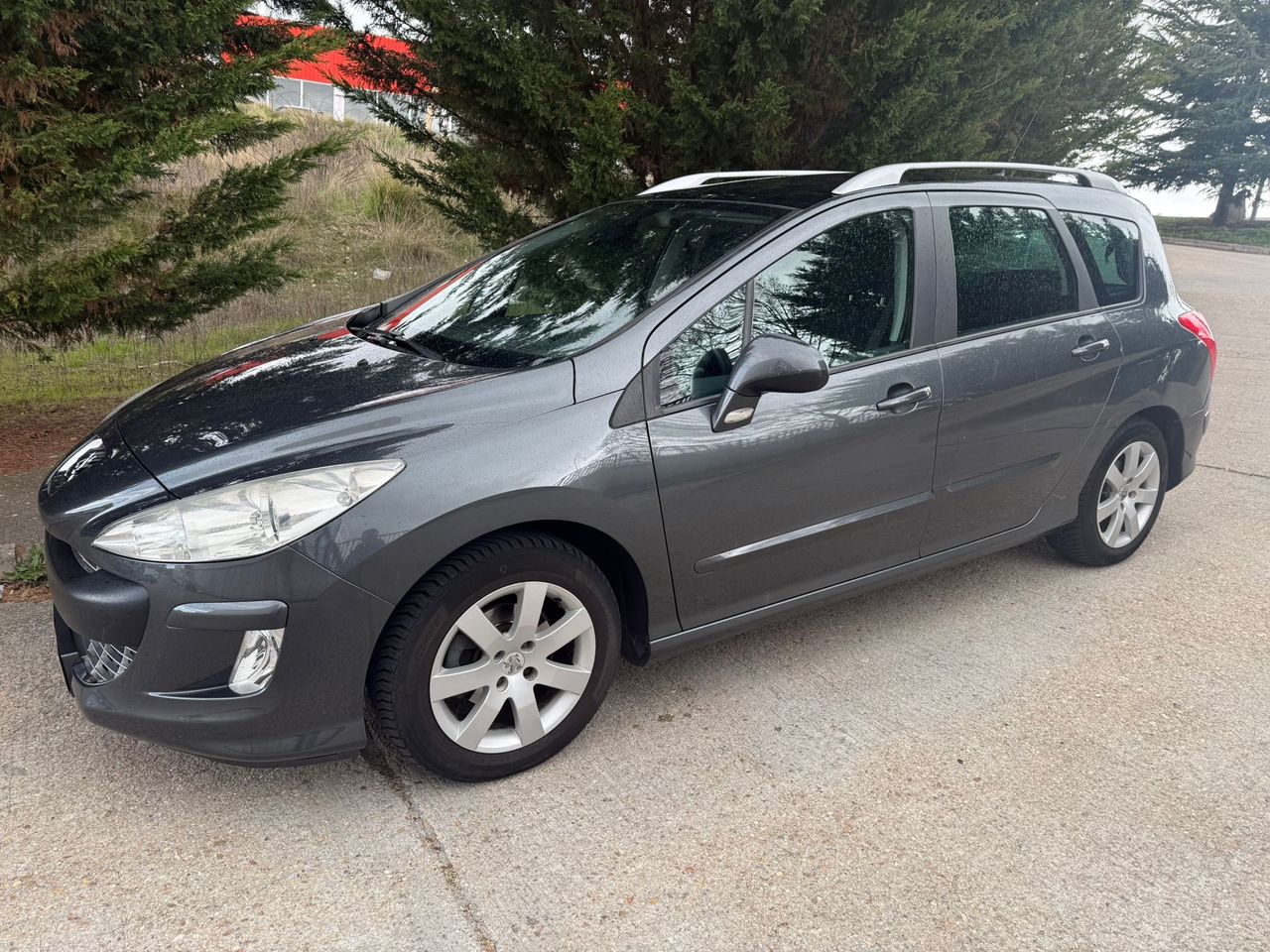 Peugeot 308 SW Sportium 1.6 HDi 110 FAP 6 vel. - Foto 23