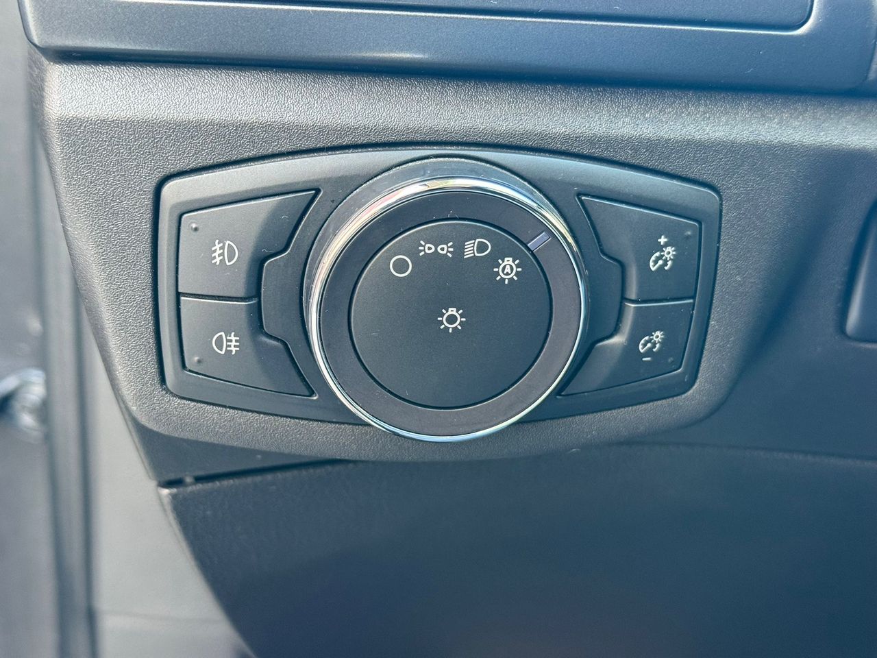 Ford Mondeo Berlina Titanium 1.5 EcoBoost 118 kW (160 CV) - Foto 57