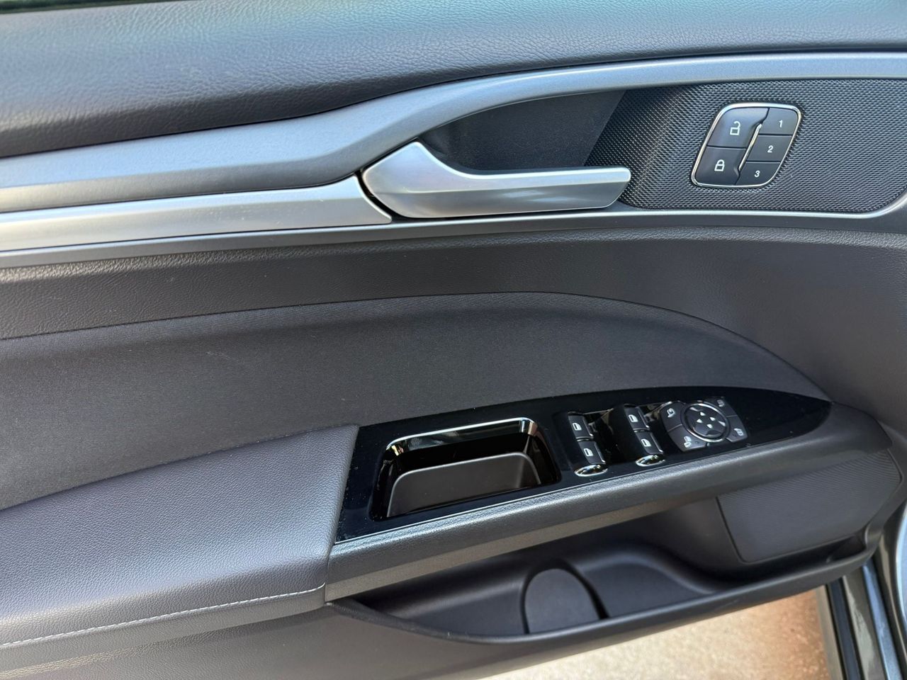 Ford Mondeo Berlina Titanium 1.5 EcoBoost 118 kW (160 CV) - Foto 48