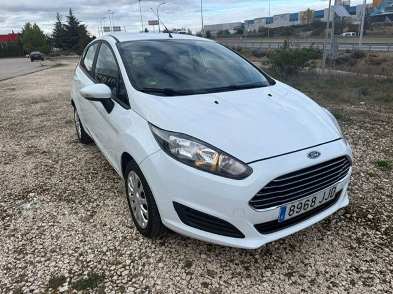 Ford Fiesta 5p Trend 1.5 TDCi 95 CV - Foto 11