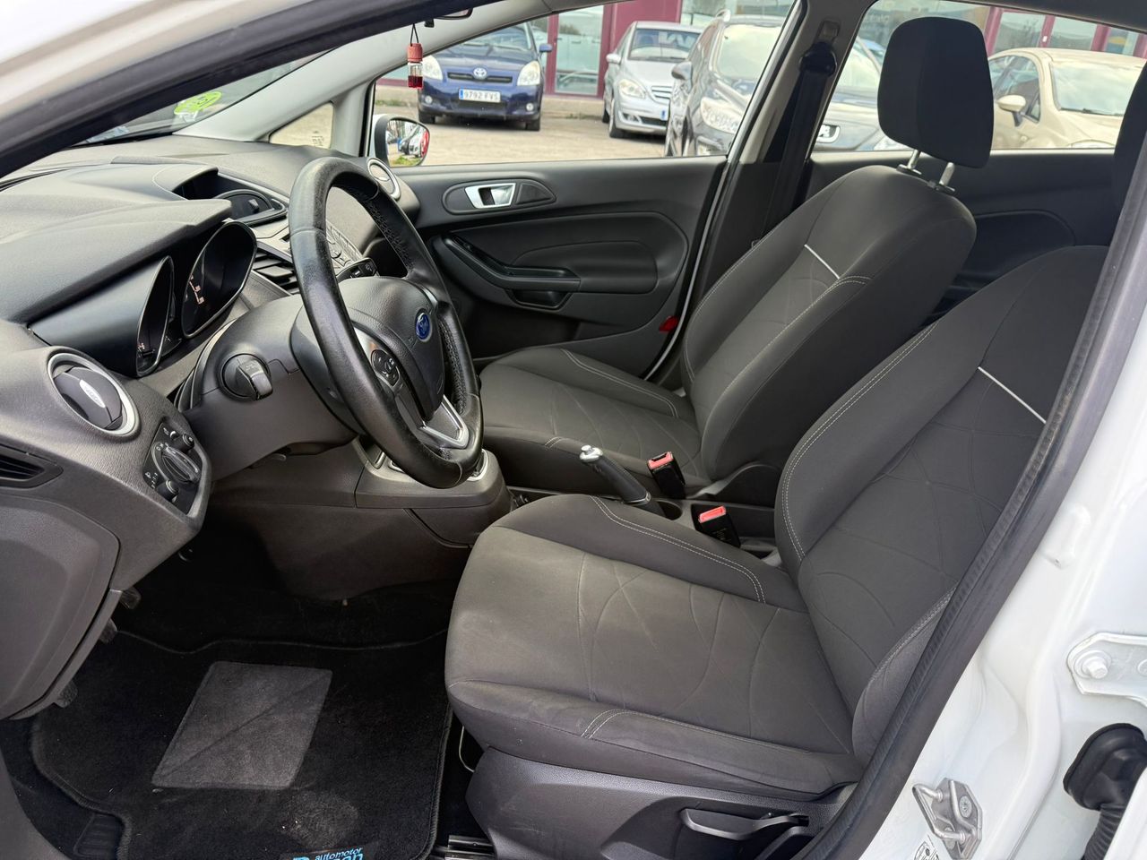 Ford Fiesta 5p Trend 1.5 TDCi 95 CV - Foto 42