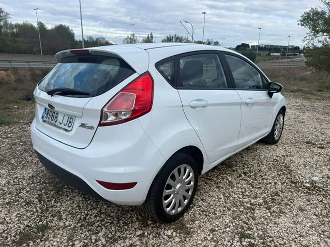 Ford Fiesta 5p Trend 1.5 TDCi 95 CV - Foto 24