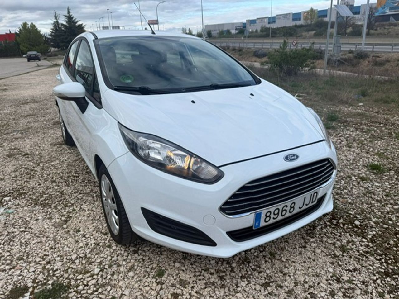 Ford Fiesta 5p Trend 1.5 TDCi 95 CV - Foto 16