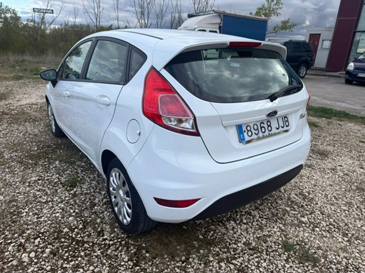Ford Fiesta 5p Trend 1.5 TDCi 95 CV - Foto 28