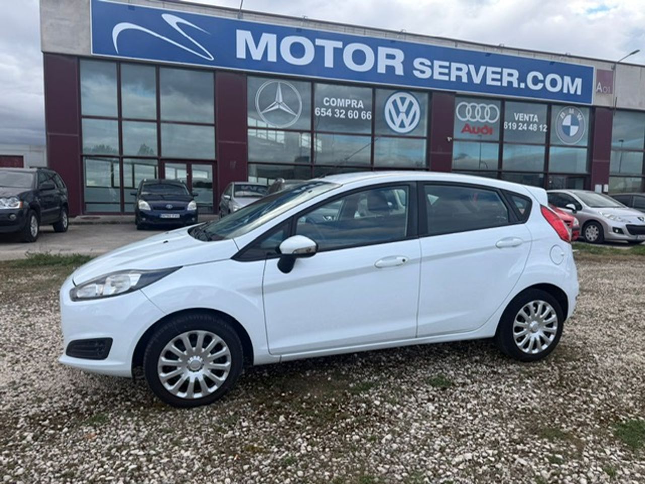 Ford Fiesta 5p Trend 1.5 TDCi 95 CV - Foto 32