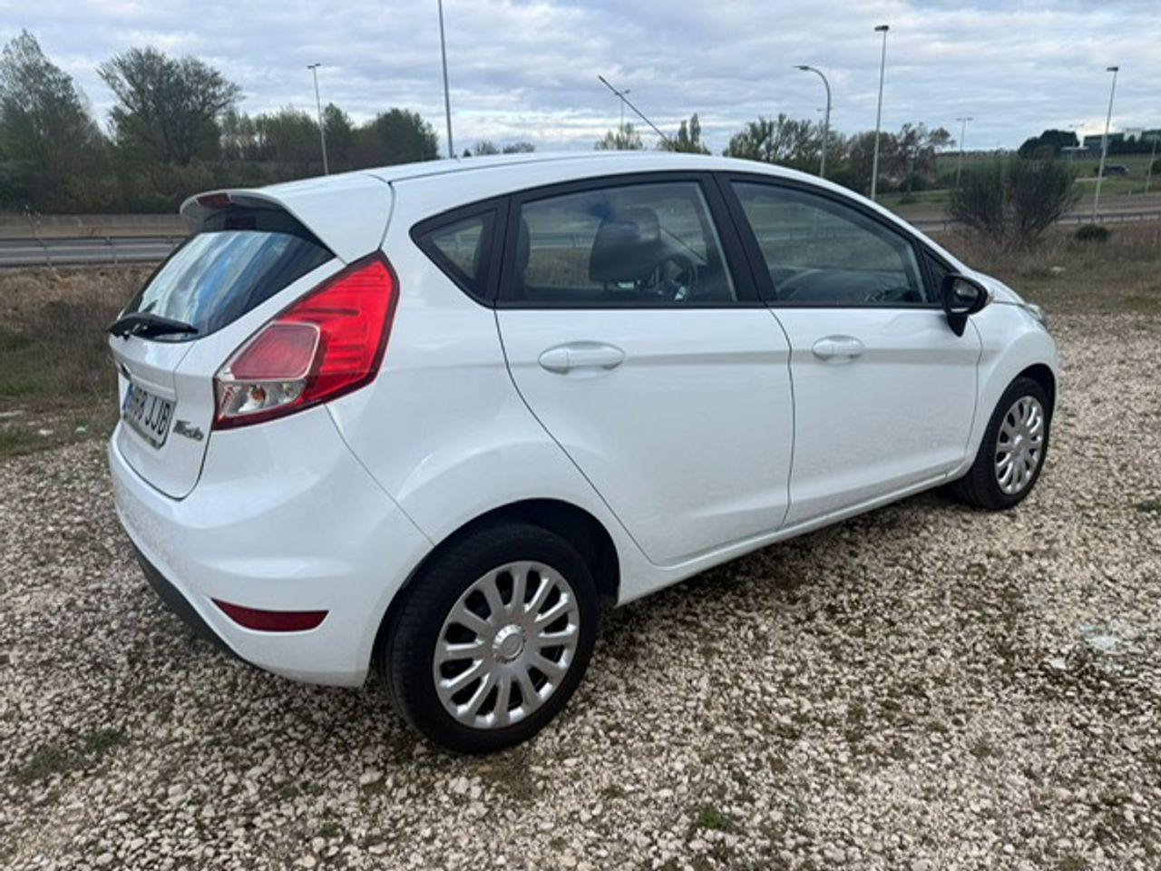 Ford Fiesta 5p Trend 1.5 TDCi 95 CV - Foto 18