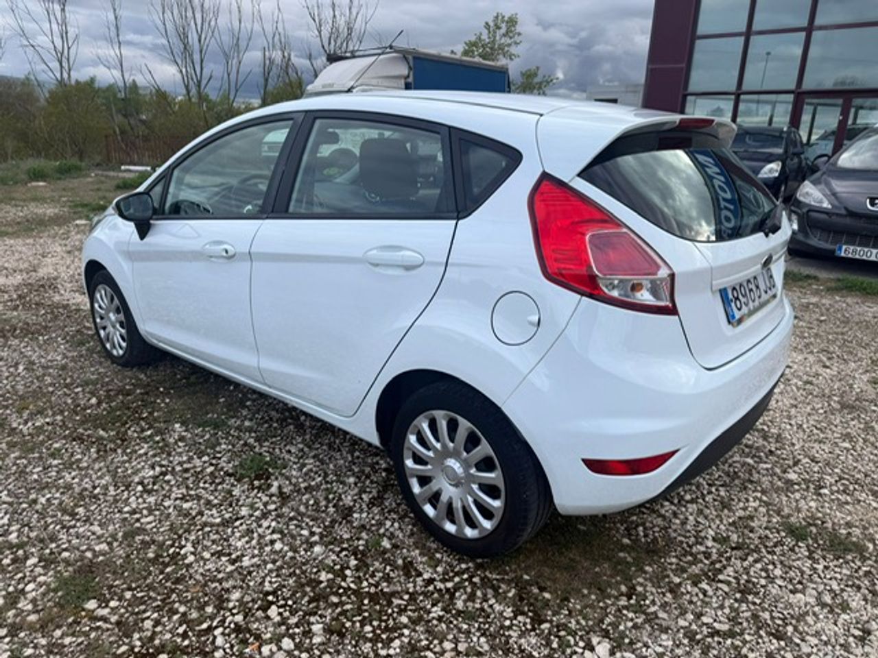 Ford Fiesta 5p Trend 1.5 TDCi 95 CV - Foto 25