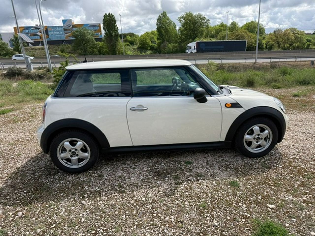 MINI MINI One 75 CV - Foto 10