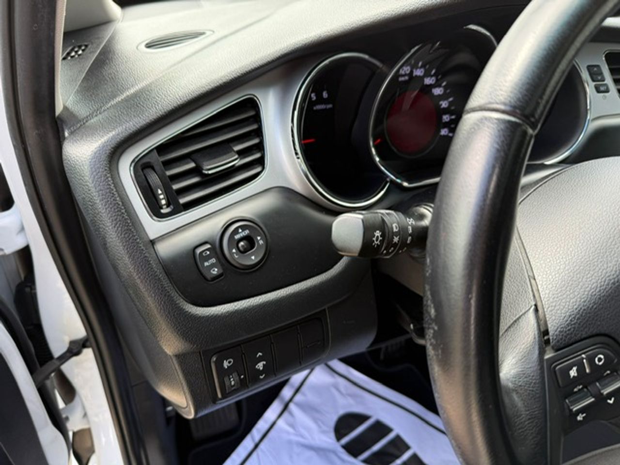 Kia Ceed cee'd Sportswagon 1.6 CRDi VGT 128 CV Drive - Foto 18