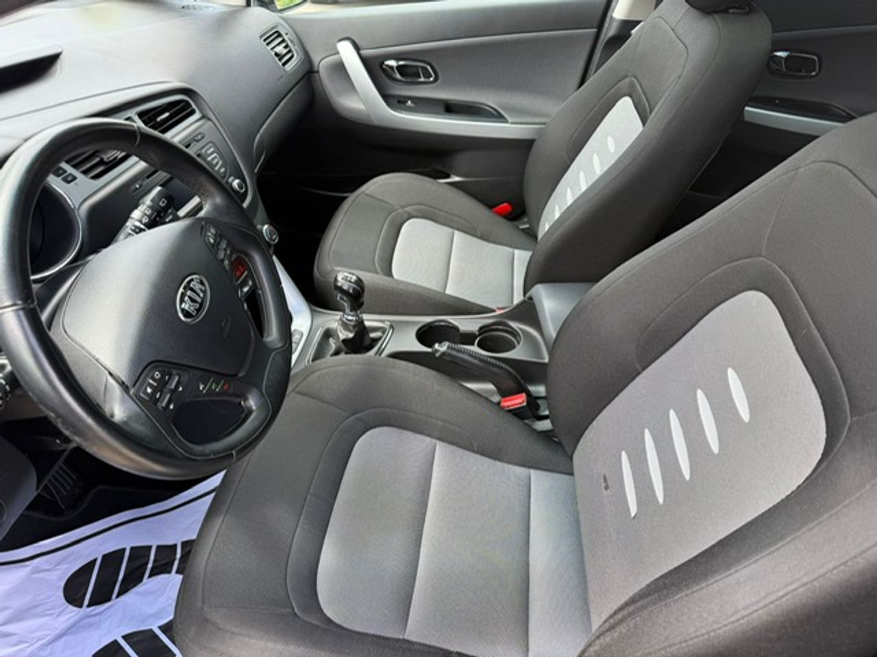 Kia Ceed cee'd Sportswagon 1.6 CRDi VGT 128 CV Drive - Foto 19