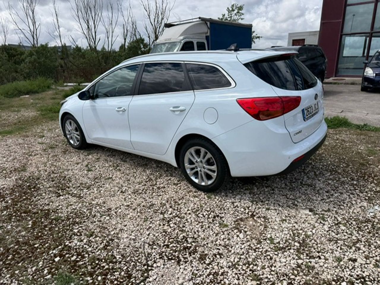 Kia Ceed cee'd Sportswagon 1.6 CRDi VGT 128 CV Drive - Foto 8