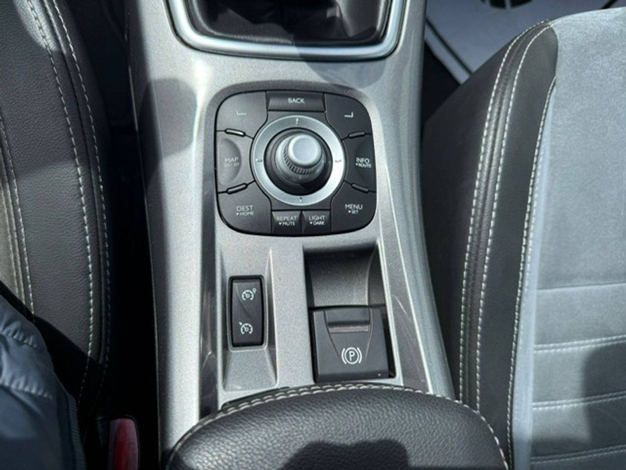 Renault Laguna Grand Tour GT 4Control dCi 150 - Foto 23