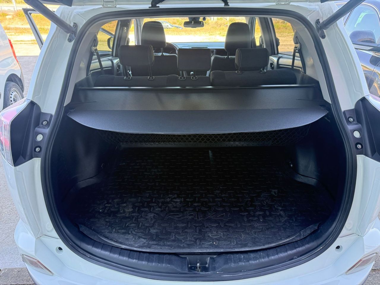 Toyota Rav4 150D 2WD Advance - Foto 34