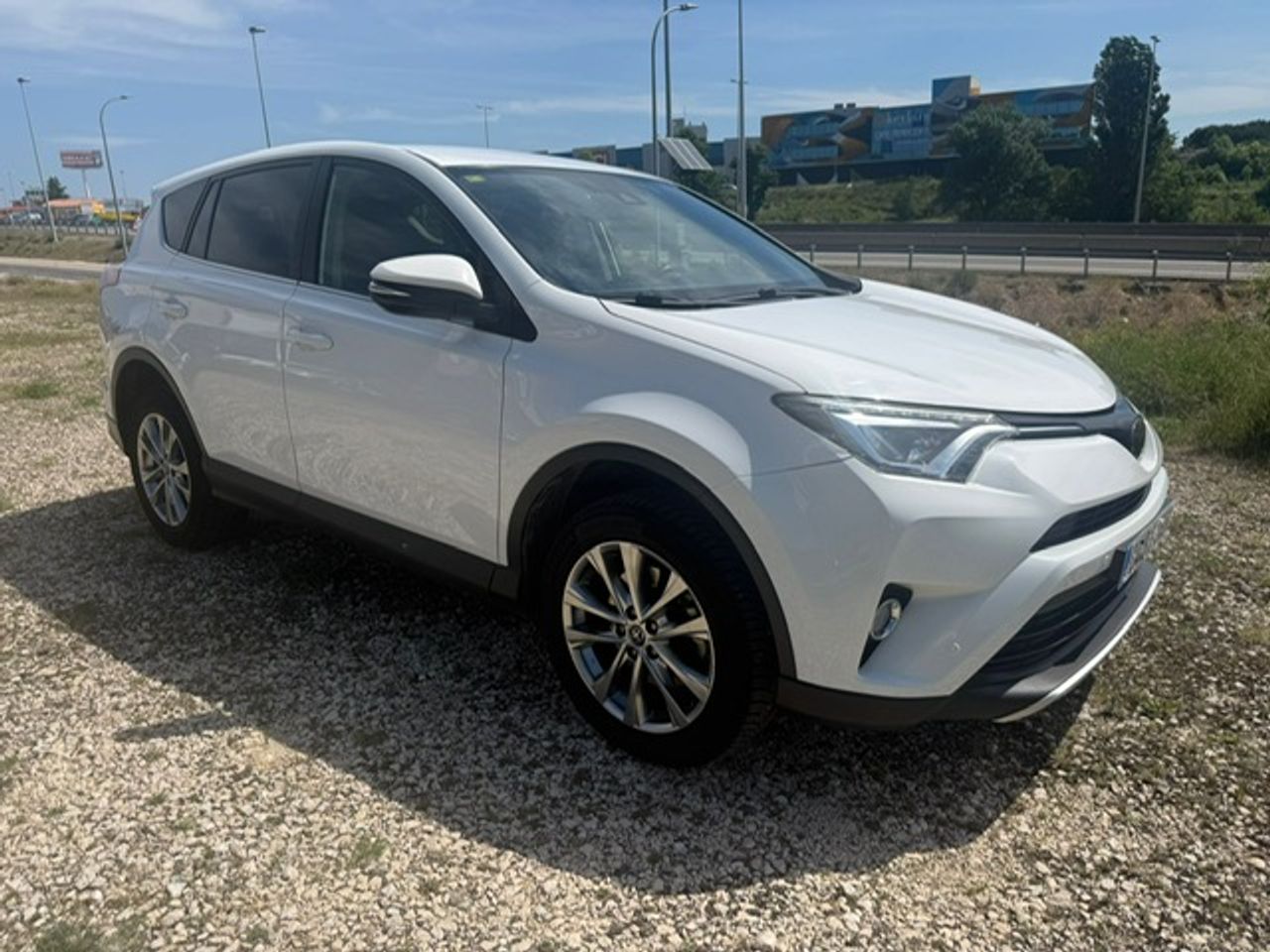 Toyota Rav4 150D 2WD Advance - Foto 13