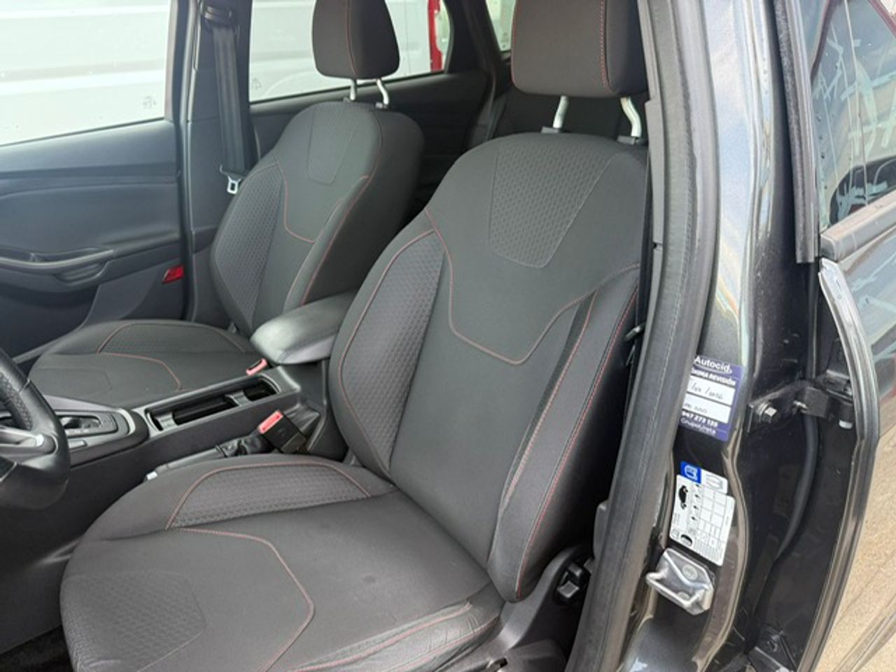 Ford Focus Berlina ST-Line 1.0 EcoBoost 92 kW - Foto 31