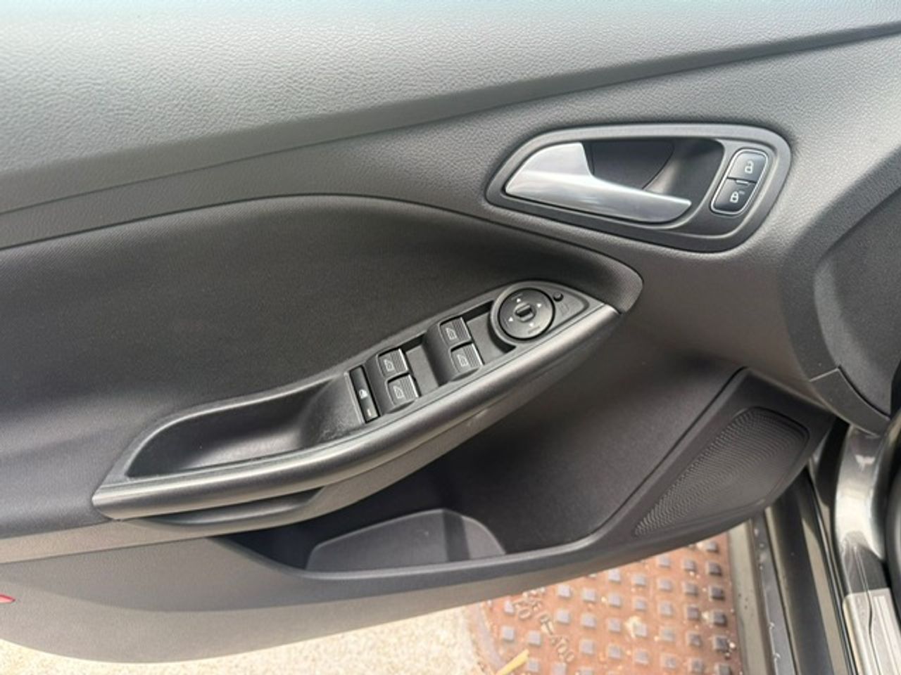 Ford Focus Berlina ST-Line 1.0 EcoBoost 92 kW - Foto 28