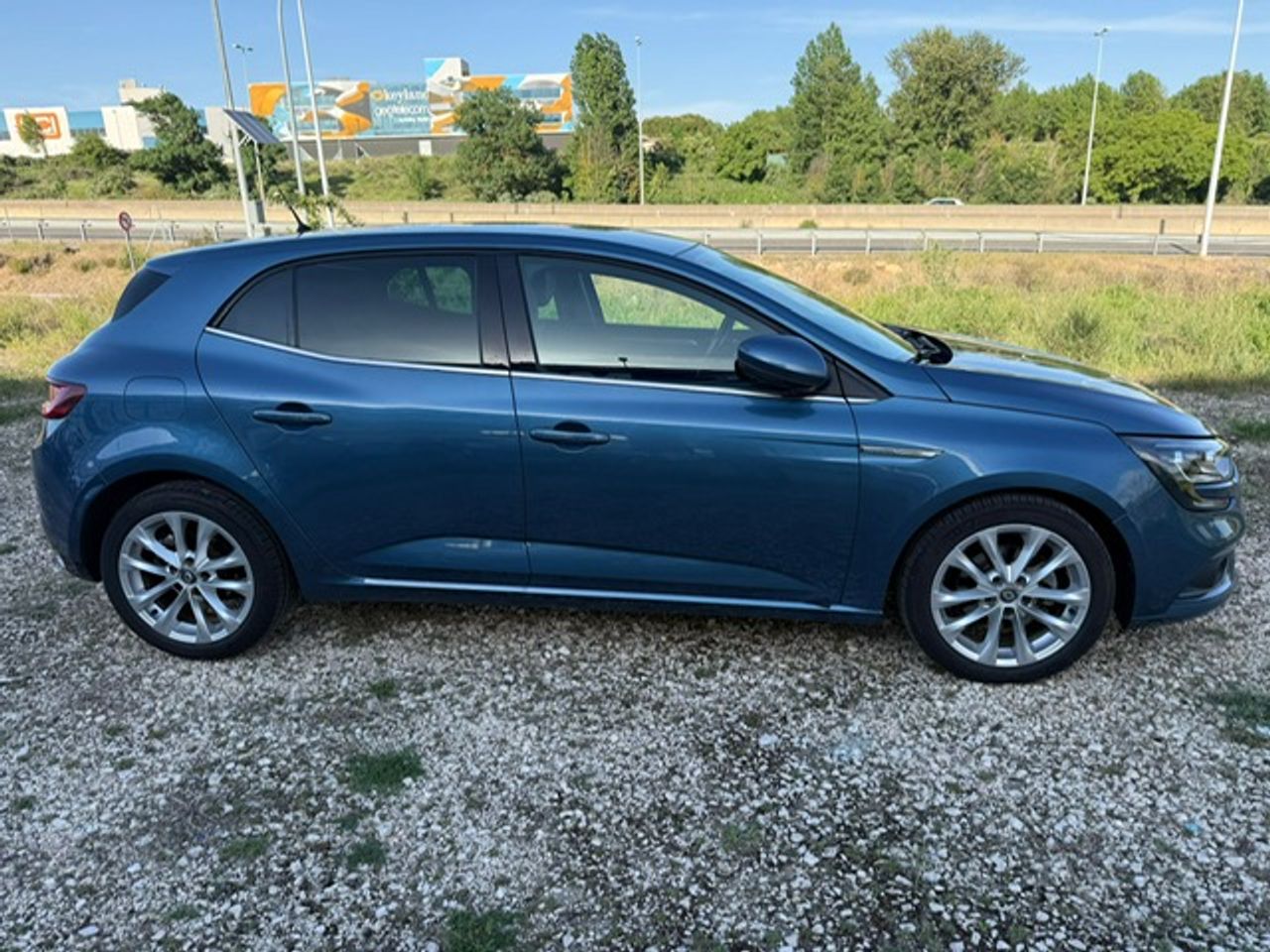 Renault Megane Berlina Zen Energy TCe 97 kW - Foto 16