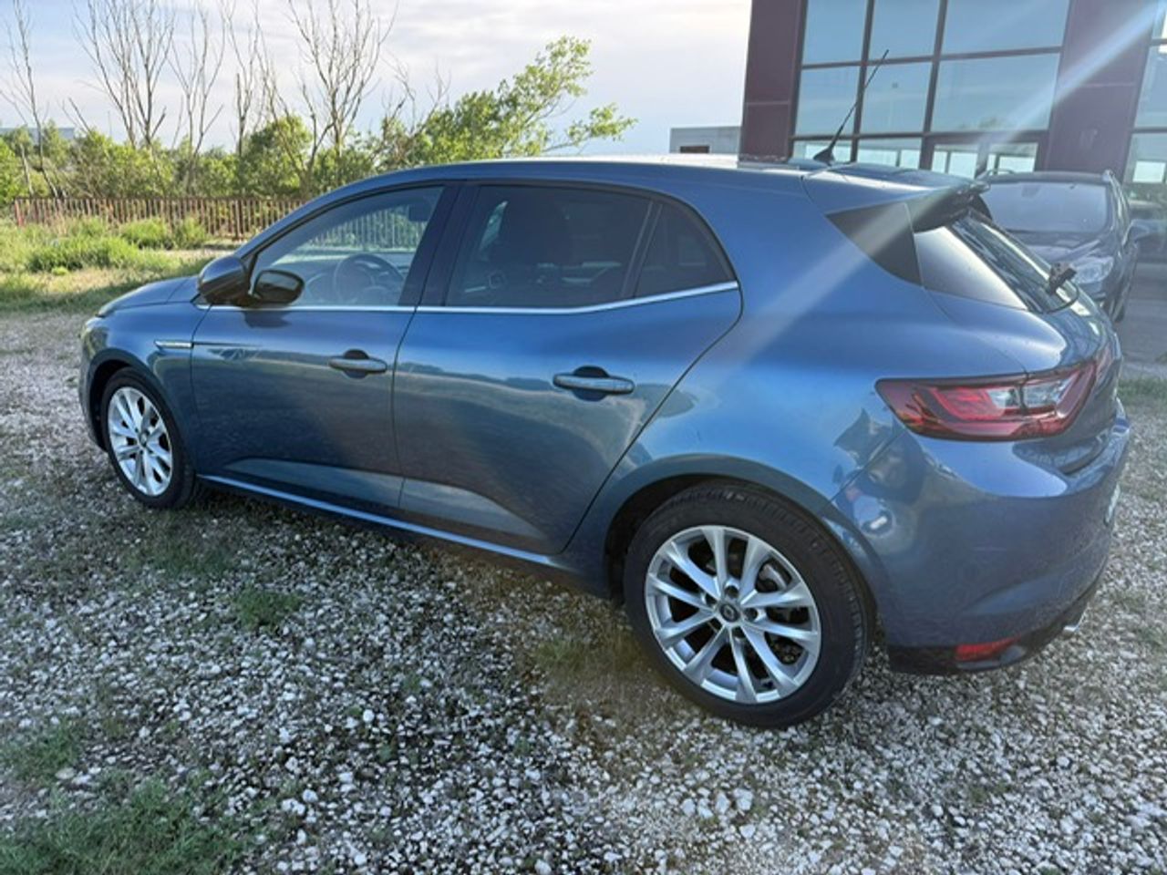 Renault Megane Berlina Zen Energy TCe 97 kW - Foto 24
