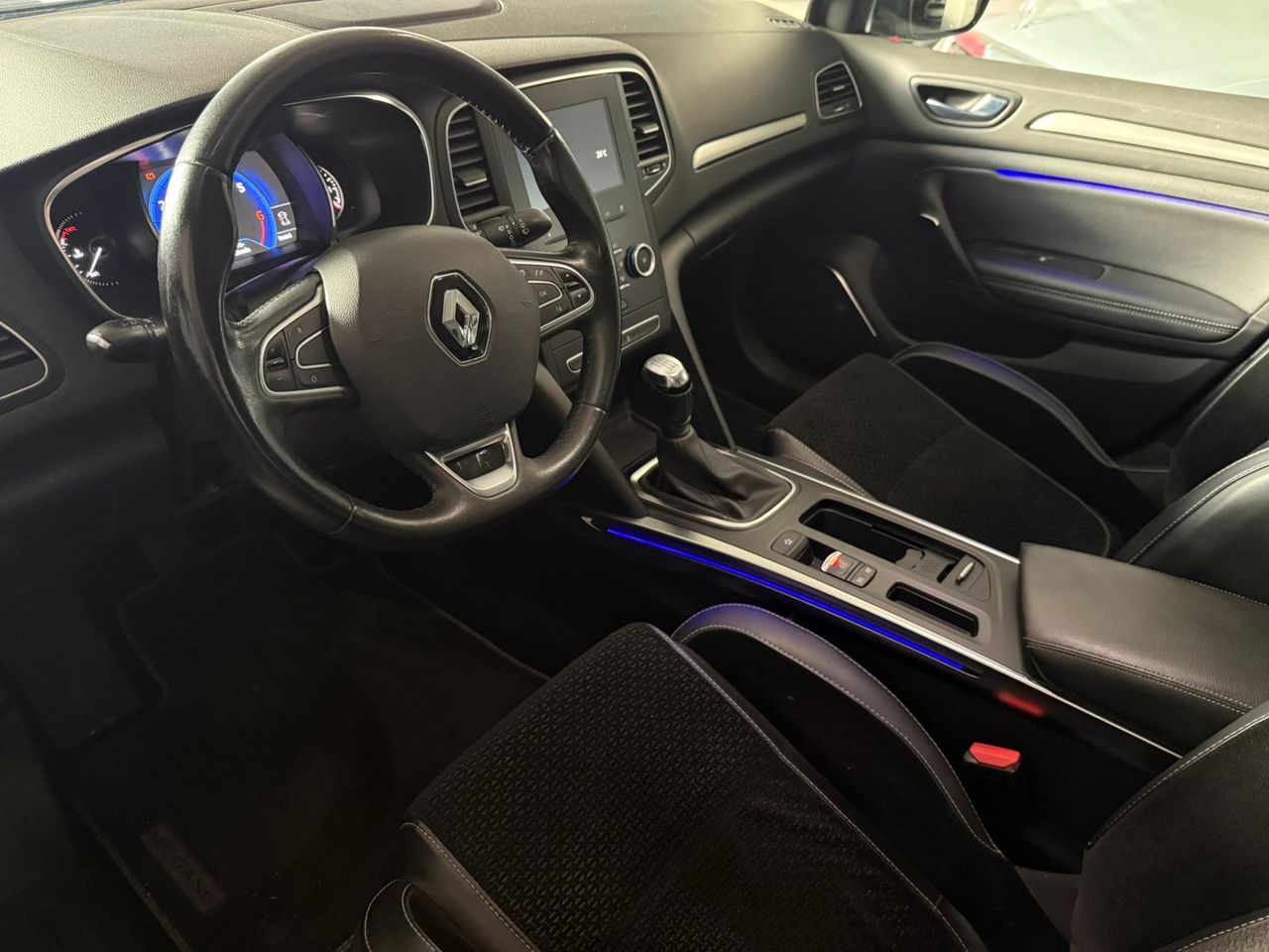 Renault Megane Berlina Zen Energy TCe 97 kW - Foto 69