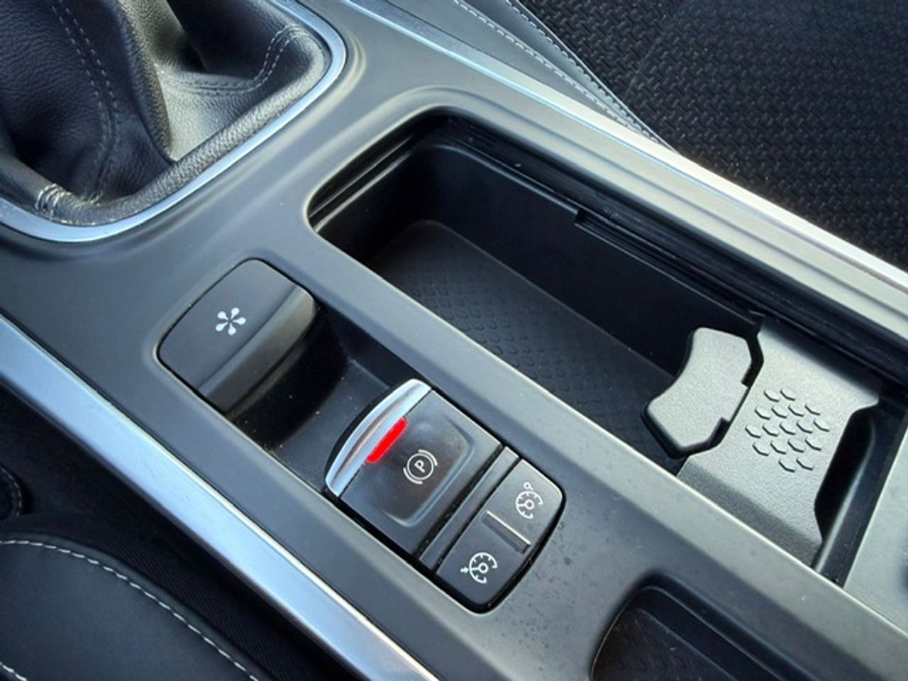 Renault Megane Berlina Zen Energy TCe 97 kW - Foto 45