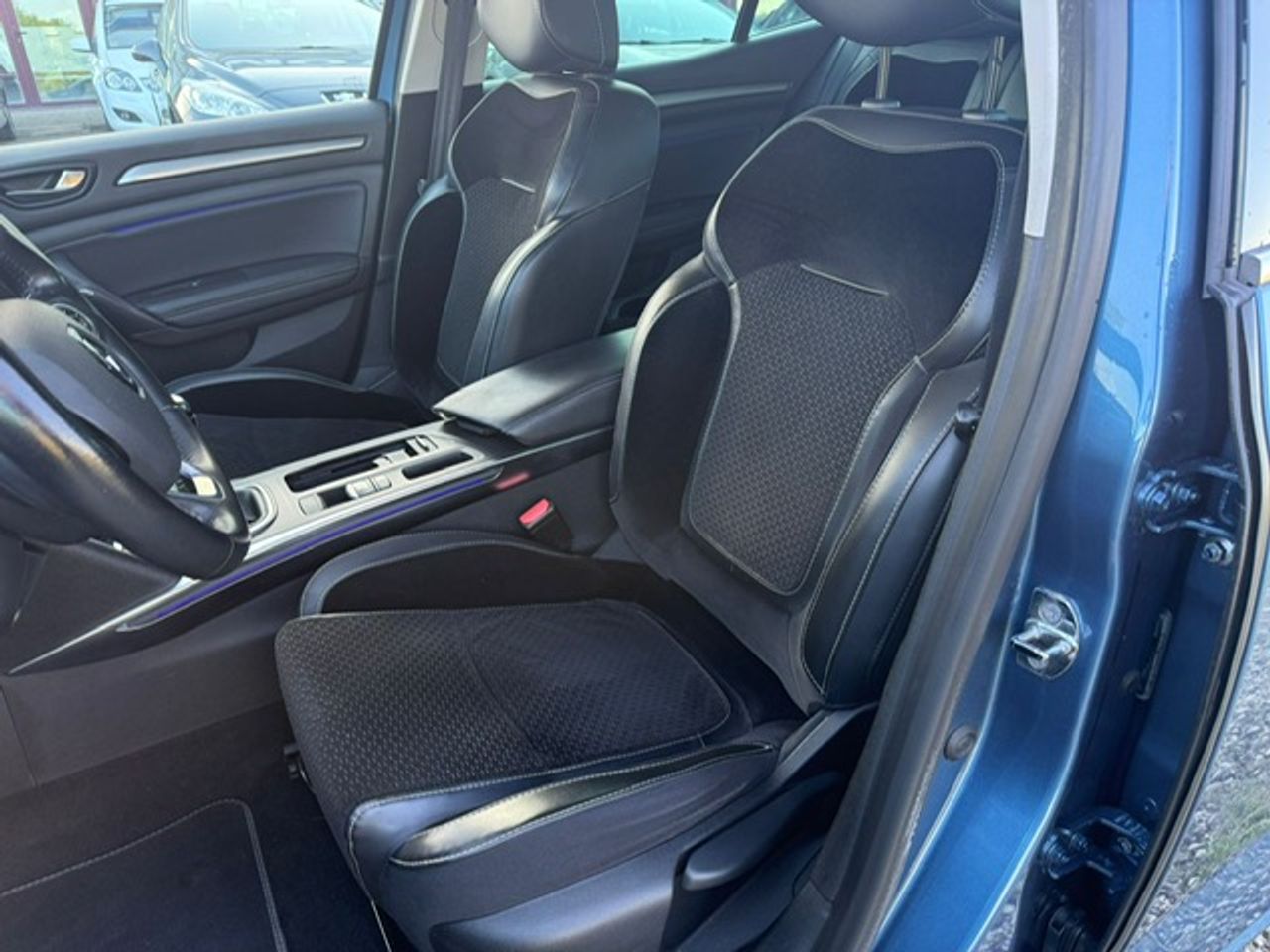 Renault Megane Berlina Zen Energy TCe 97 kW - Foto 32