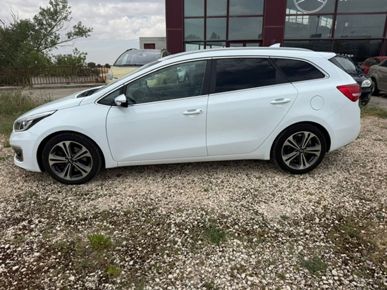 Kia Ceed cee'd SW 1.6 CRDi VGT Drive 100 kW - Foto 14
