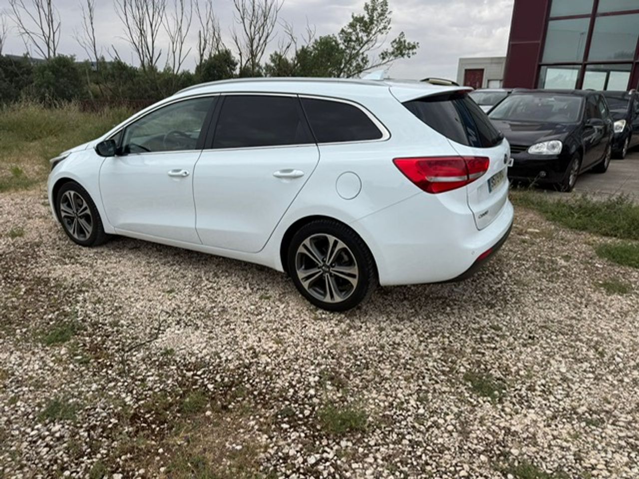 Kia Ceed cee'd SW 1.6 CRDi VGT Drive 100 kW - Foto 6