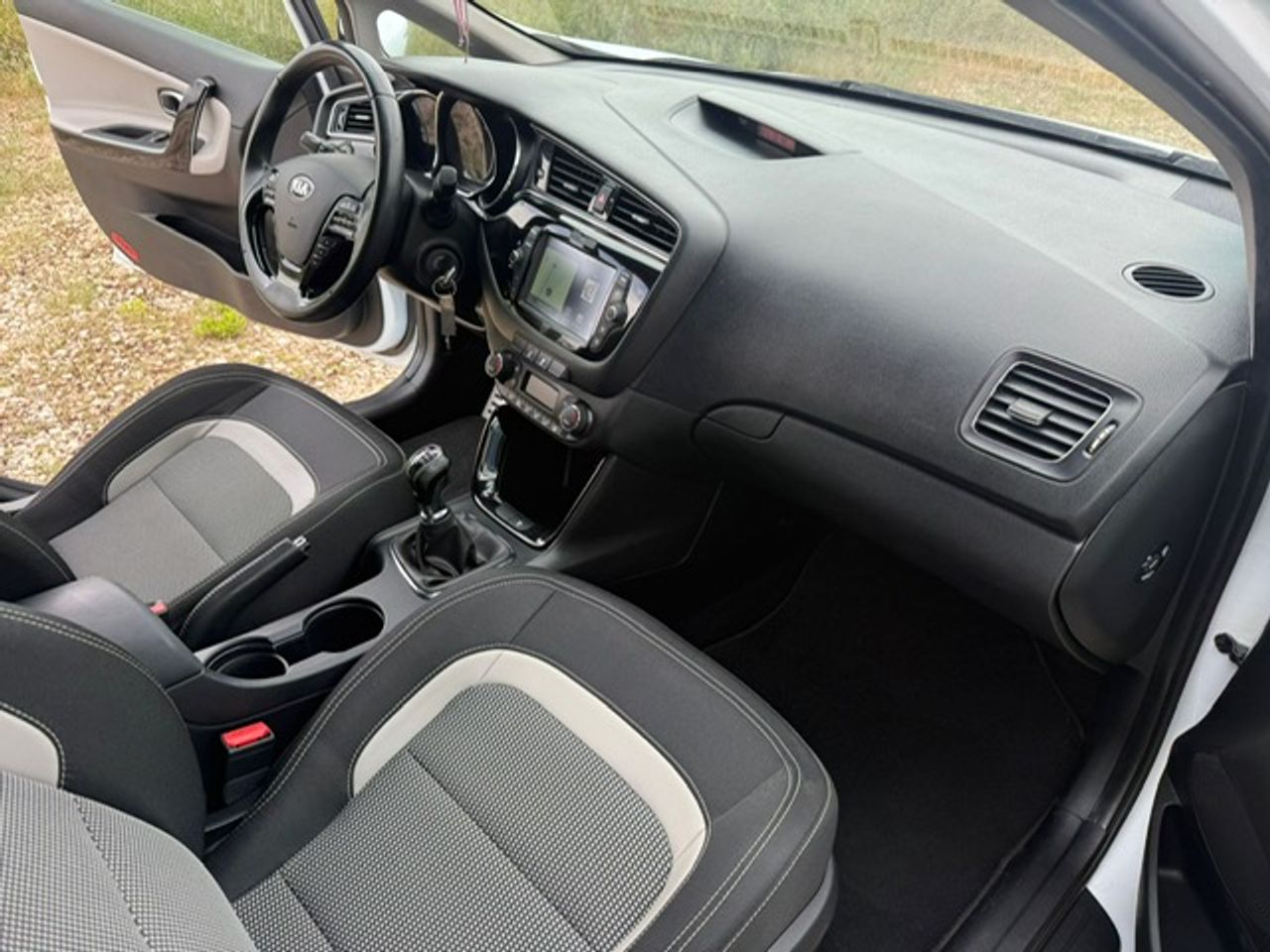 Kia Ceed cee'd SW 1.6 CRDi VGT Drive 100 kW - Foto 51