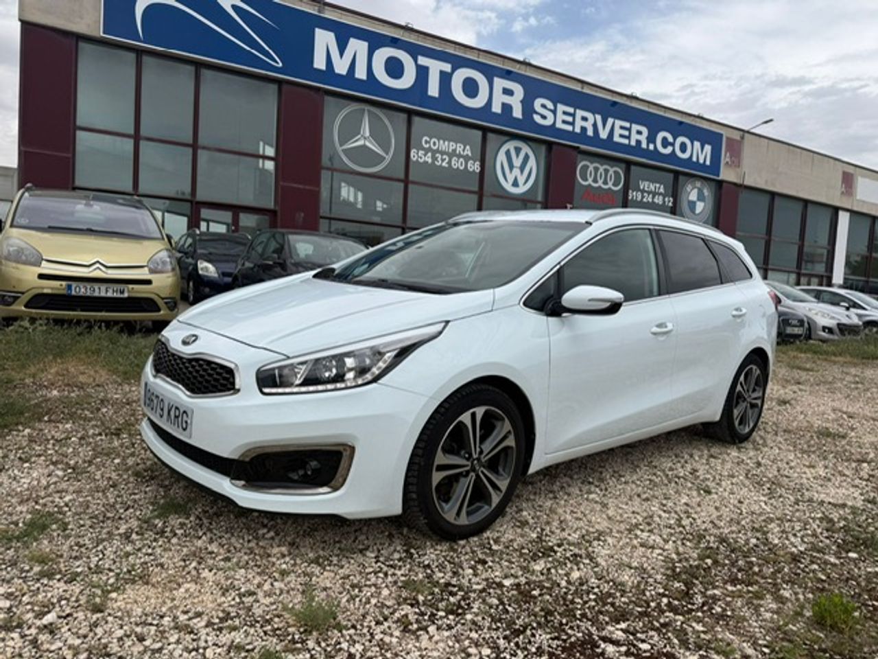 Kia Ceed cee'd SW 1.6 CRDi VGT Drive 100 kW - Foto 4