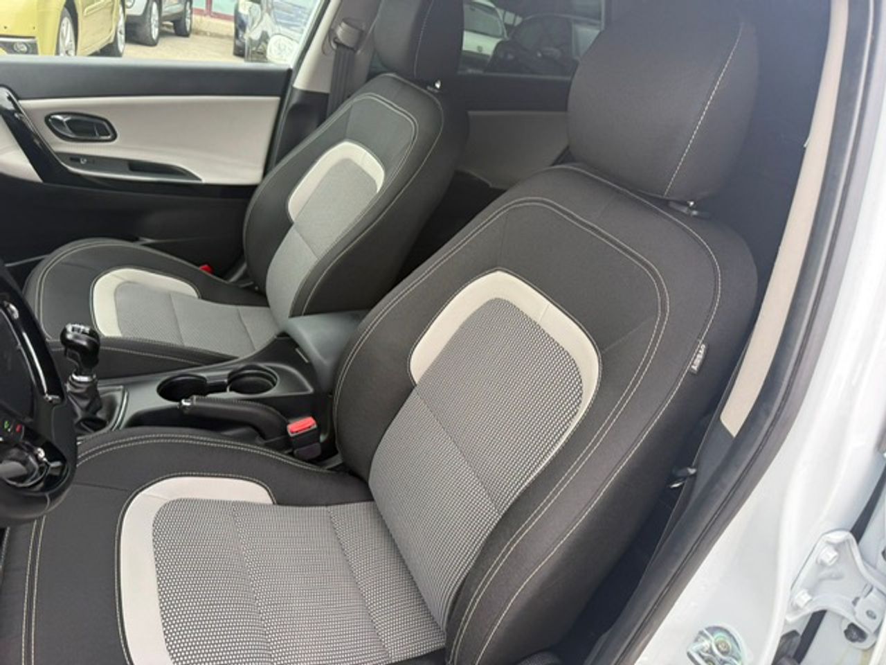 Kia Ceed cee'd SW 1.6 CRDi VGT Drive 100 kW - Foto 18