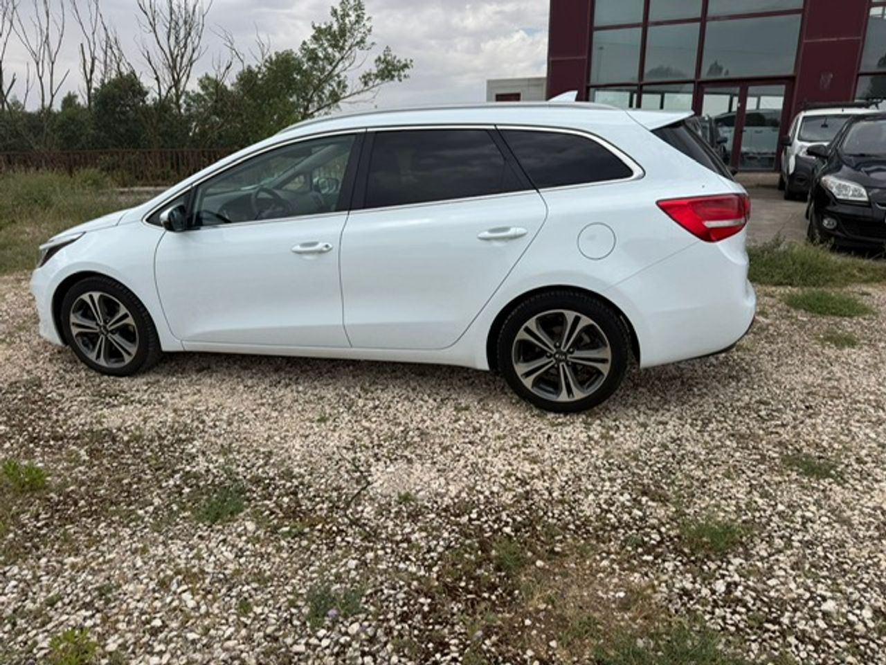 Kia Ceed cee'd SW 1.6 CRDi VGT Drive 100 kW - Foto 5