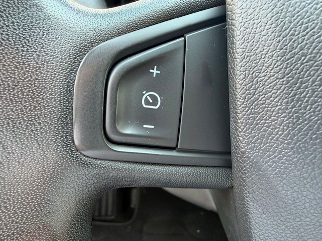 Renault Megane Berlina Expression dCi 110 - Foto 44