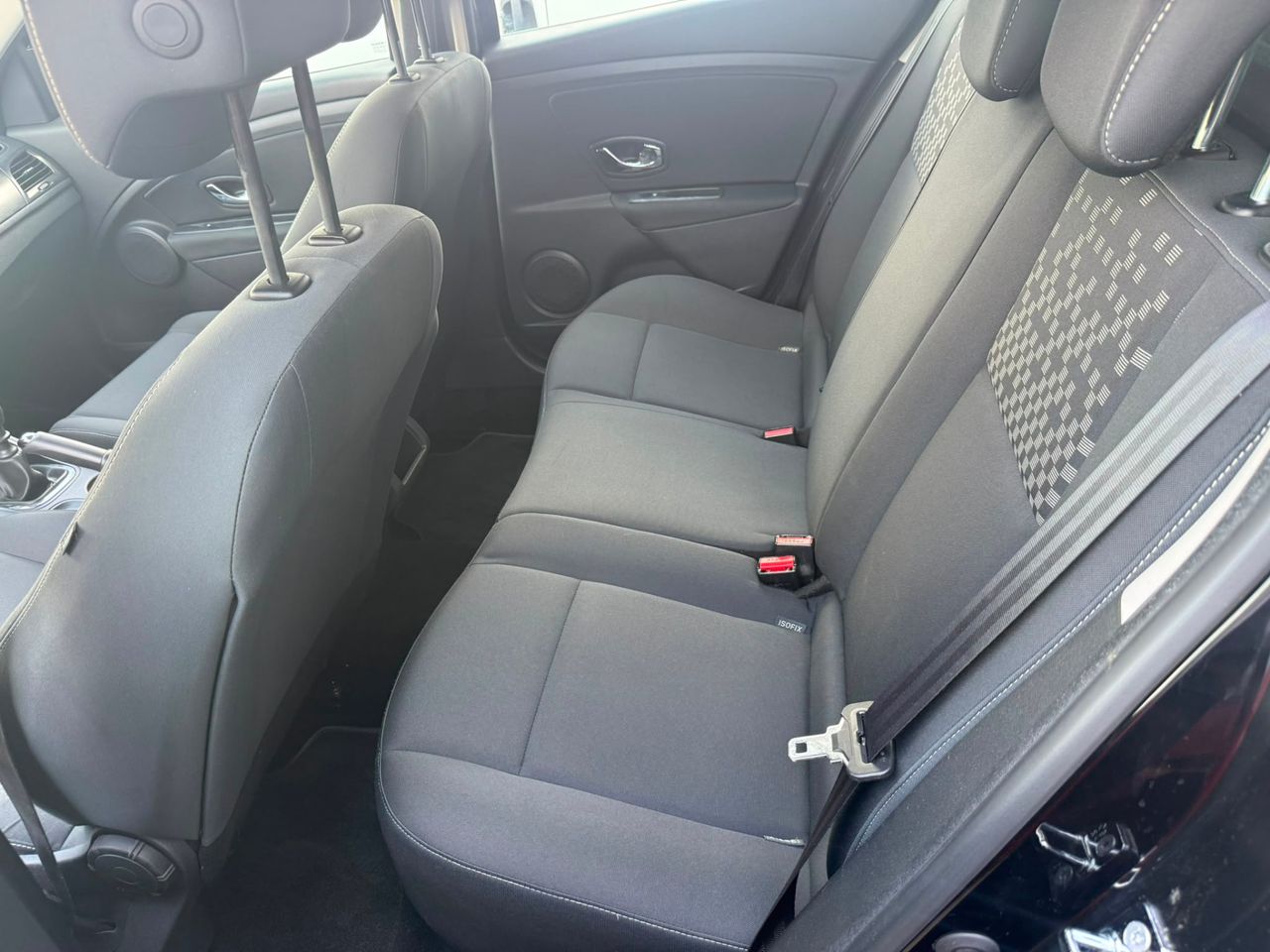 Renault Megane Berlina Expression dCi 110 - Foto 34