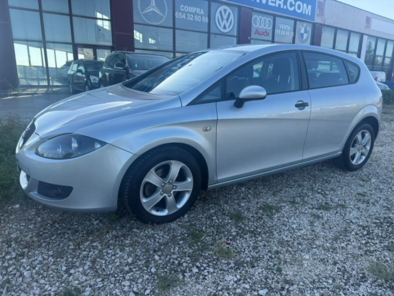 Seat Leon 1.9 TDI 105 CV Reference - Foto 23