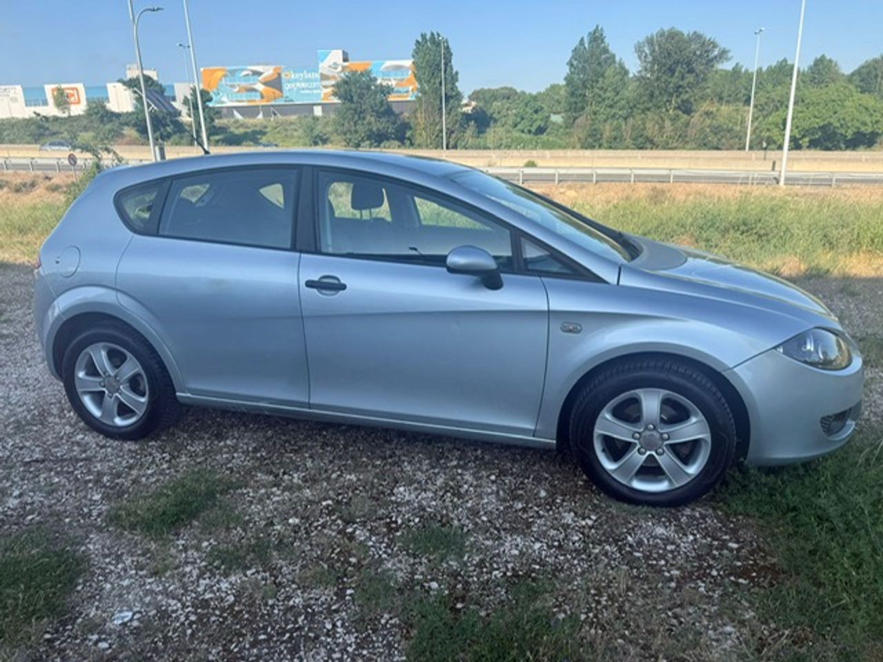Seat Leon 1.9 TDI 105 CV Reference - Foto 9