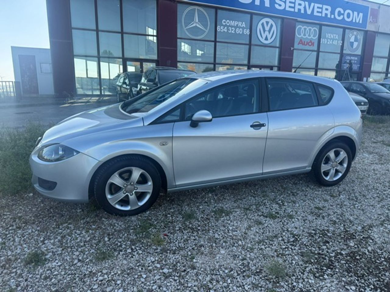 Seat Leon 1.9 TDI 105 CV Reference - Foto 21