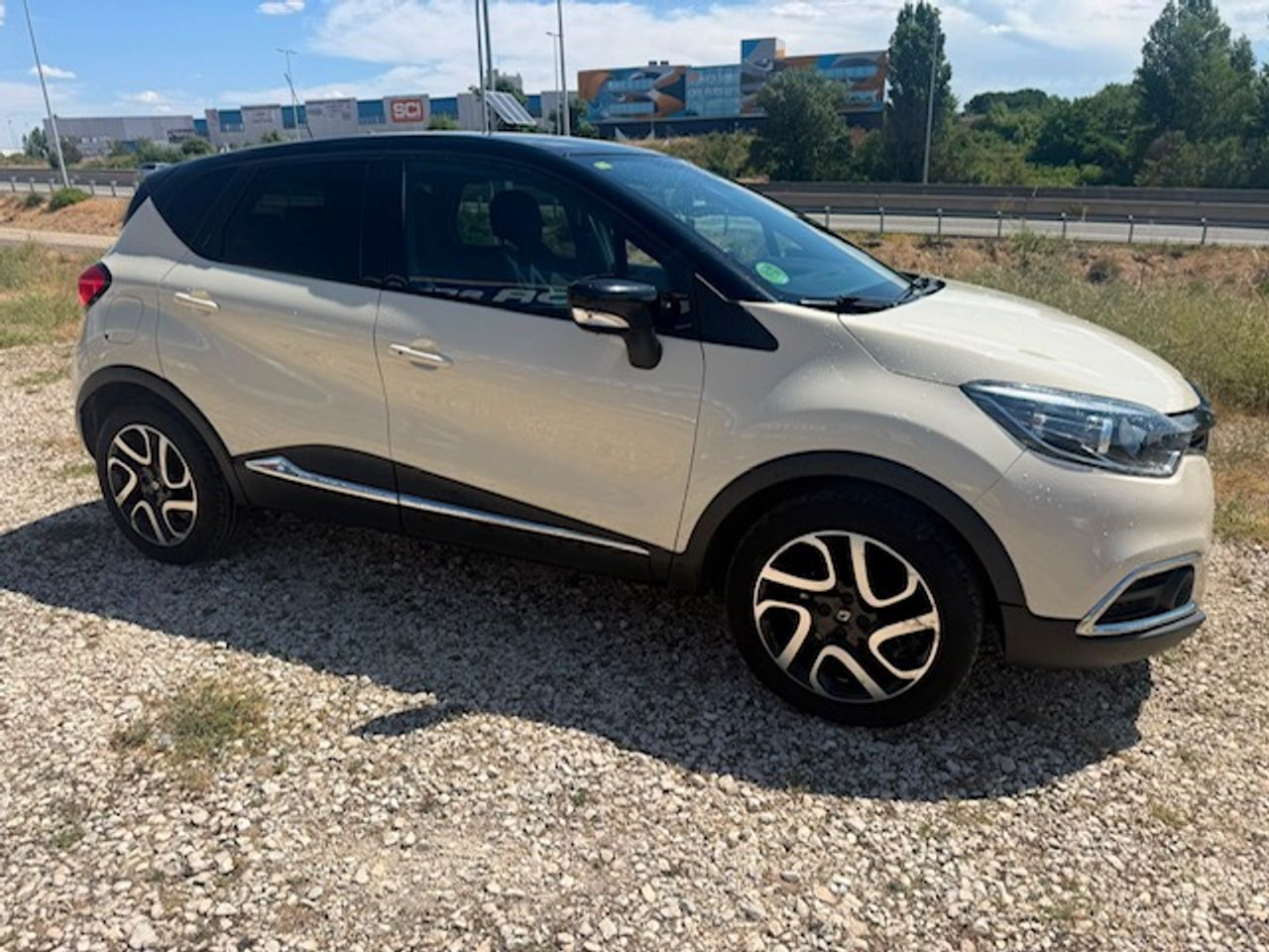 Renault Captur Life Energy TCe 90 eco2 - Foto 12