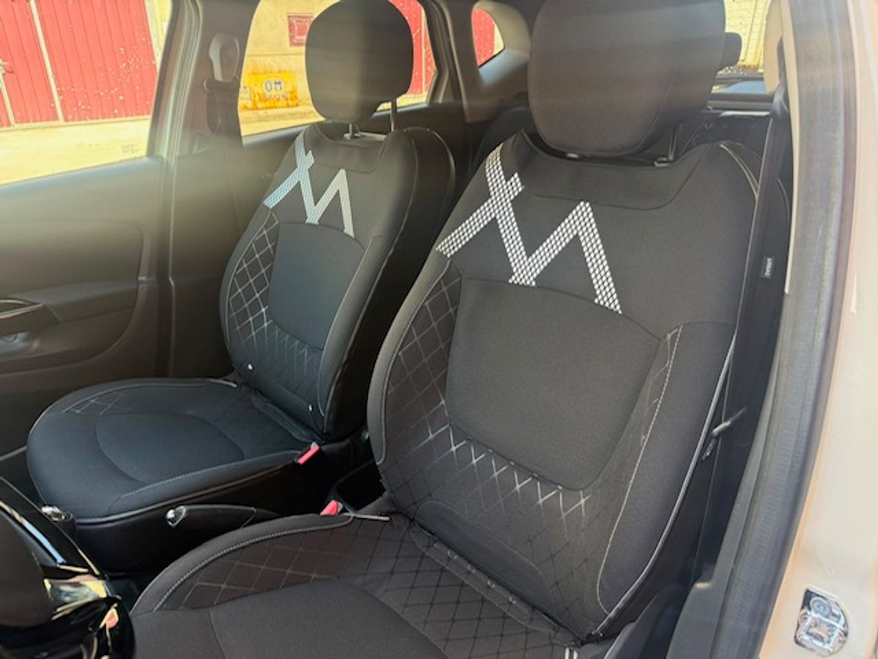 Renault Captur Life Energy TCe 90 eco2 - Foto 30