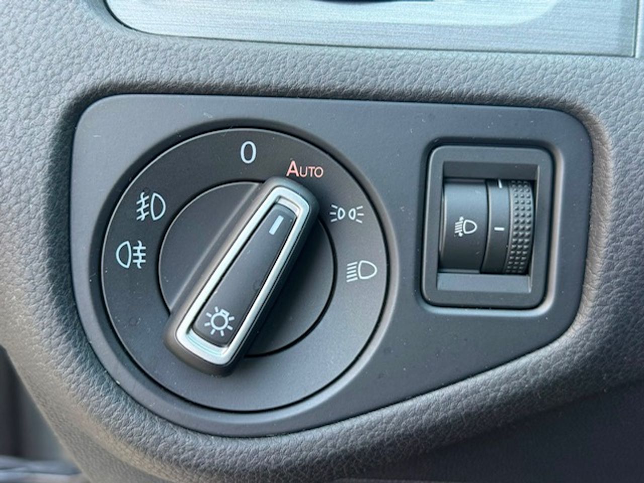 Volkswagen Golf 5p Advance 1.6 TDI CR 105 CV BMT - Foto 36